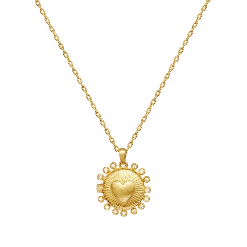 Beloved medaljon fra Maanesten er et poetisk smykke 2